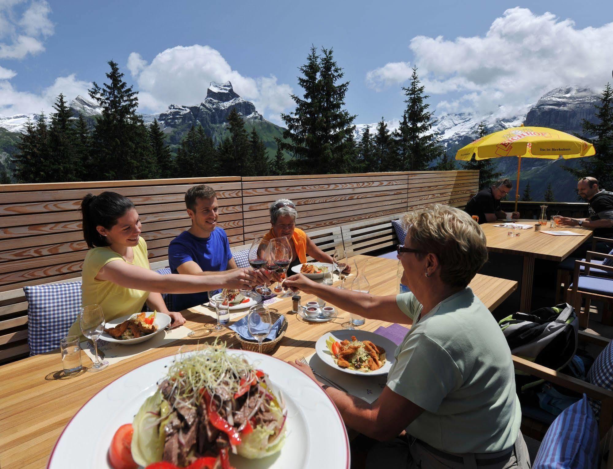 Berglodge Restaurant Ristis Engelberg Exterior photo